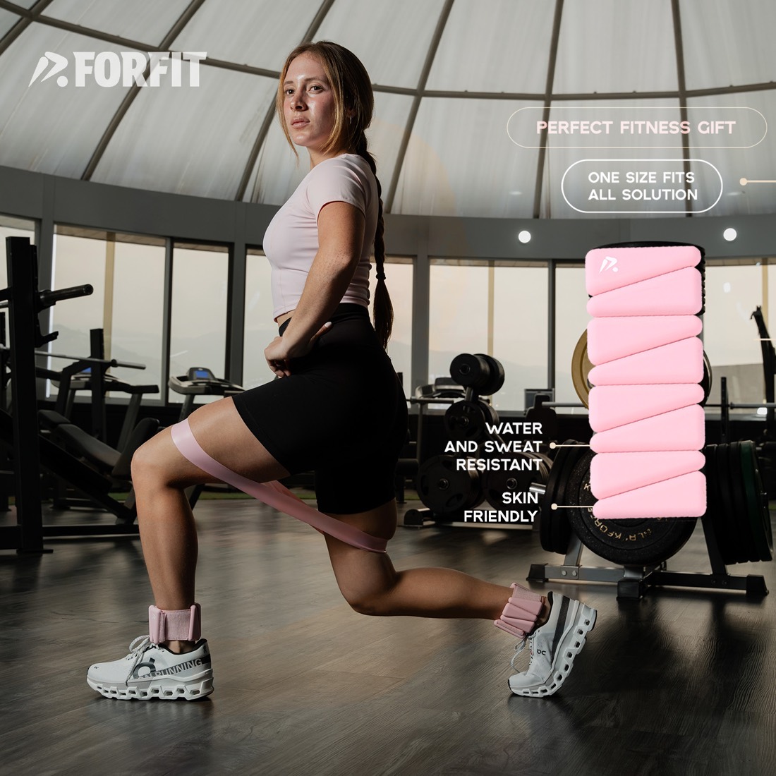 Modelo entrenando con accesorios Forfit